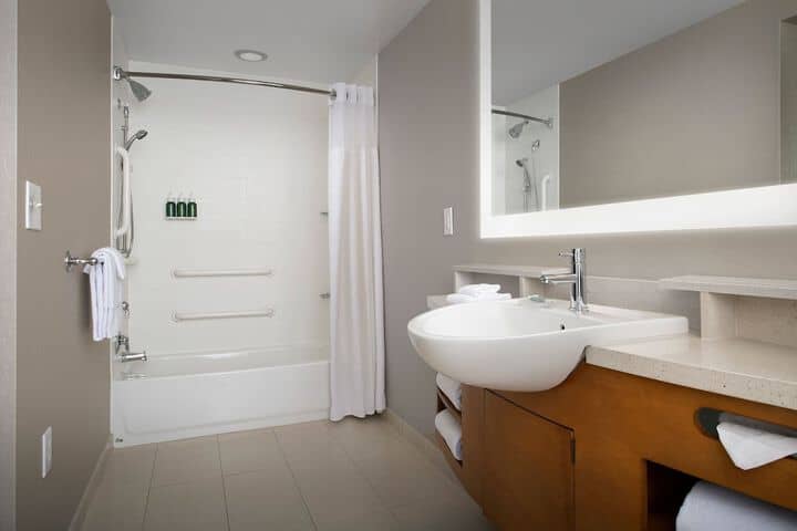 Room 20 of 47