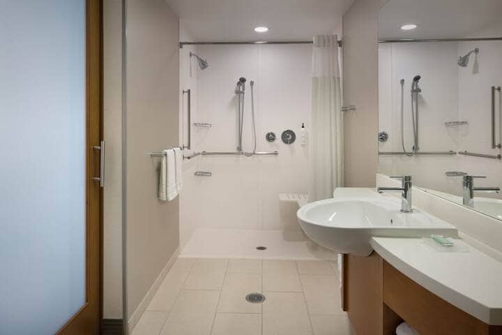 Room 20 of 48