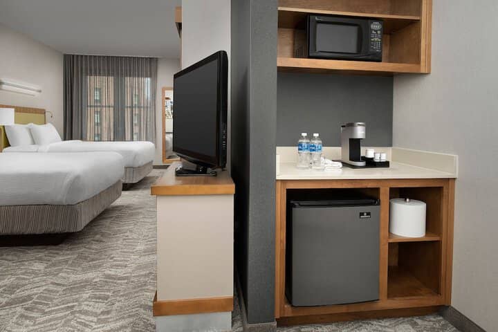 Room 8 of 47