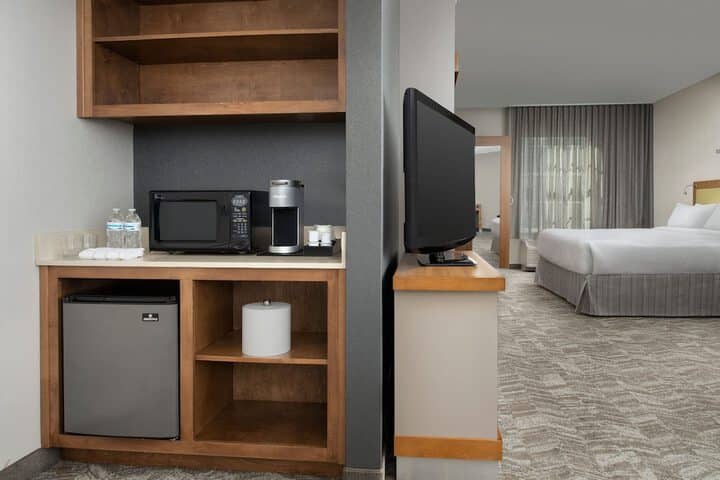 Room 10 of 47