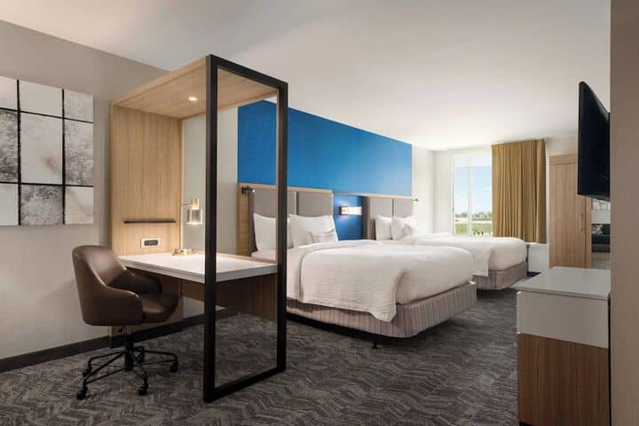 Room 9 of 30