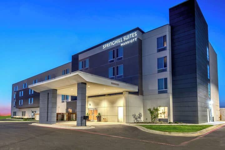 Hotel 28 of 28