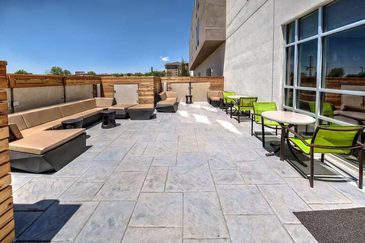 Terrace/Patio 27 of 28